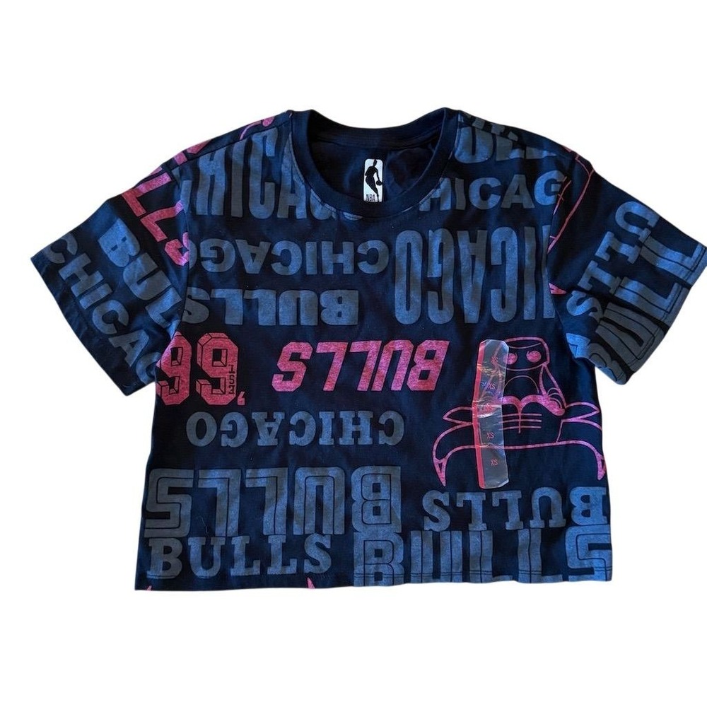 NBA Chicago Bulls Women's Cropped T-Shirt Multicolor XS Casual AOP streetwear
